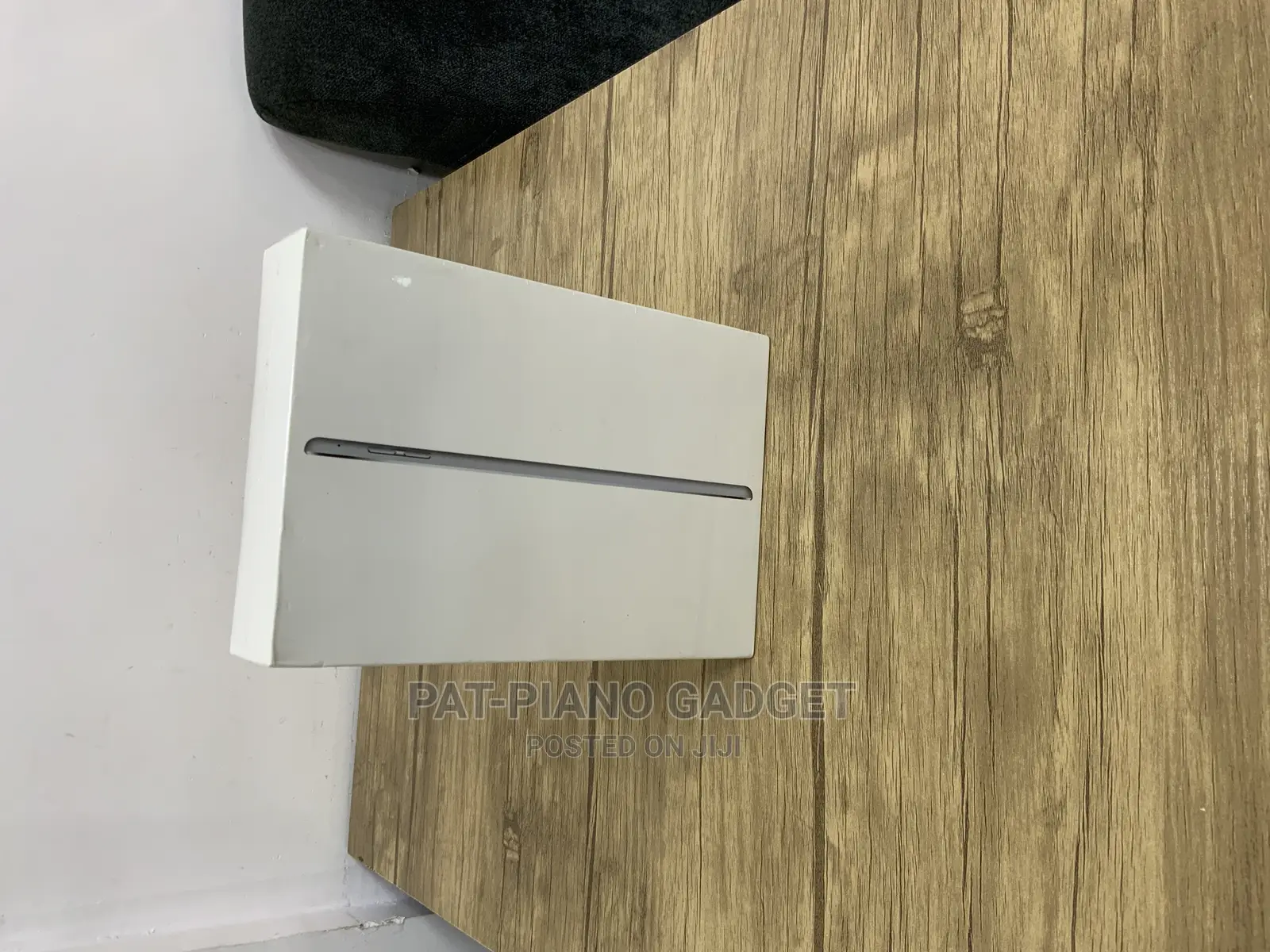 New Apple iPad Mini 4 128 GB Gray