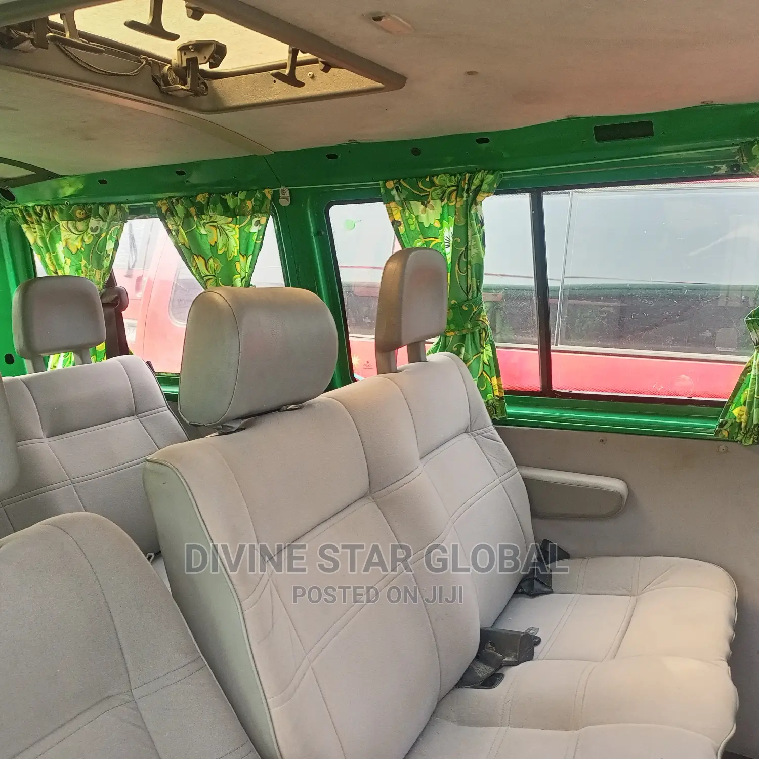 Volkswagen Transporter 2004 Green