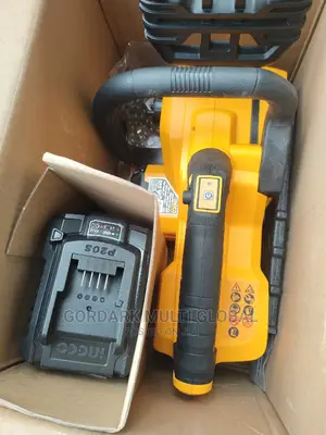 Lithium Ion Chain Saw
