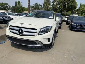 Mercedes-Benz GLA-Class 2017 White