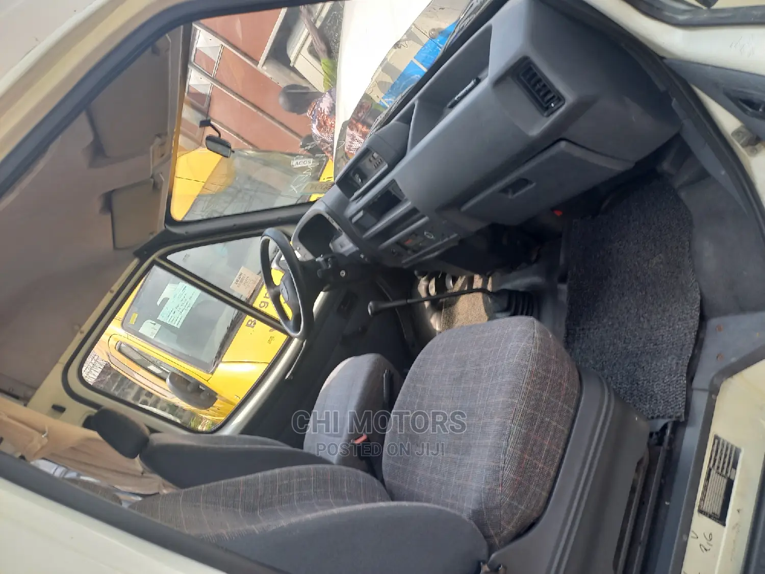 Ford Transit 2004 White