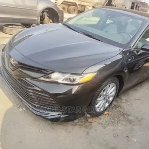 Toyota Camry LE (2.5L 4cyl 8A) 2019 Black