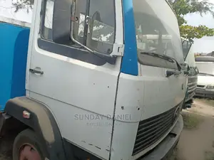 Mercedes Benz 809 Tokunbo