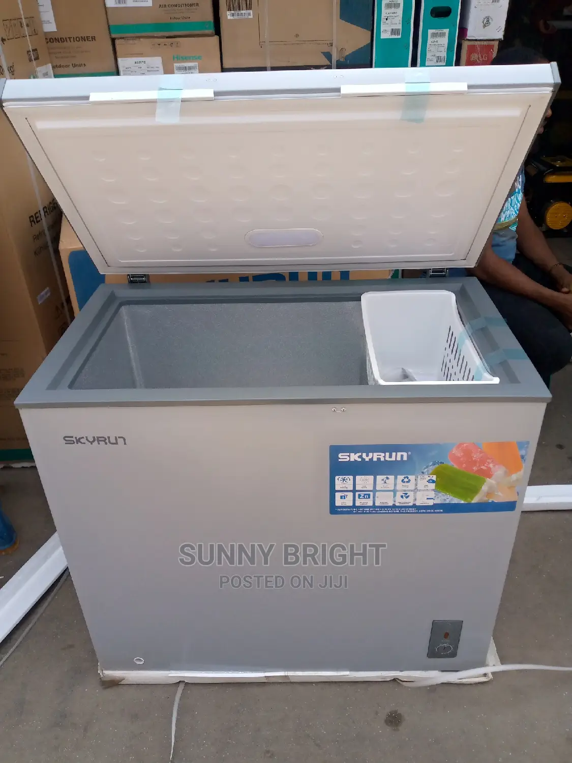 Skyrun Freezer 260L
