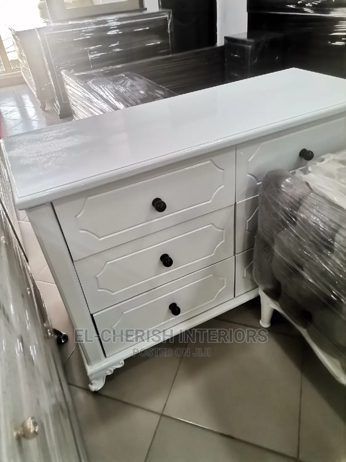 Royal King Bed