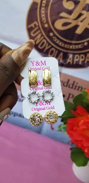 Photo - Gold and Sliver Clip on Earrings Set