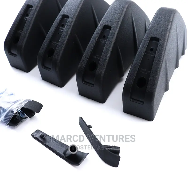 Carbon Fiber Universal Car Triangular Rear Lip Modification