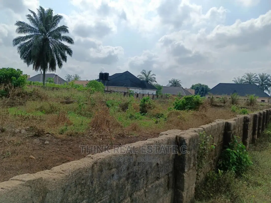 78/110 Land at Isihor,S T Army Estate Close to the Tarred Rd in Benin