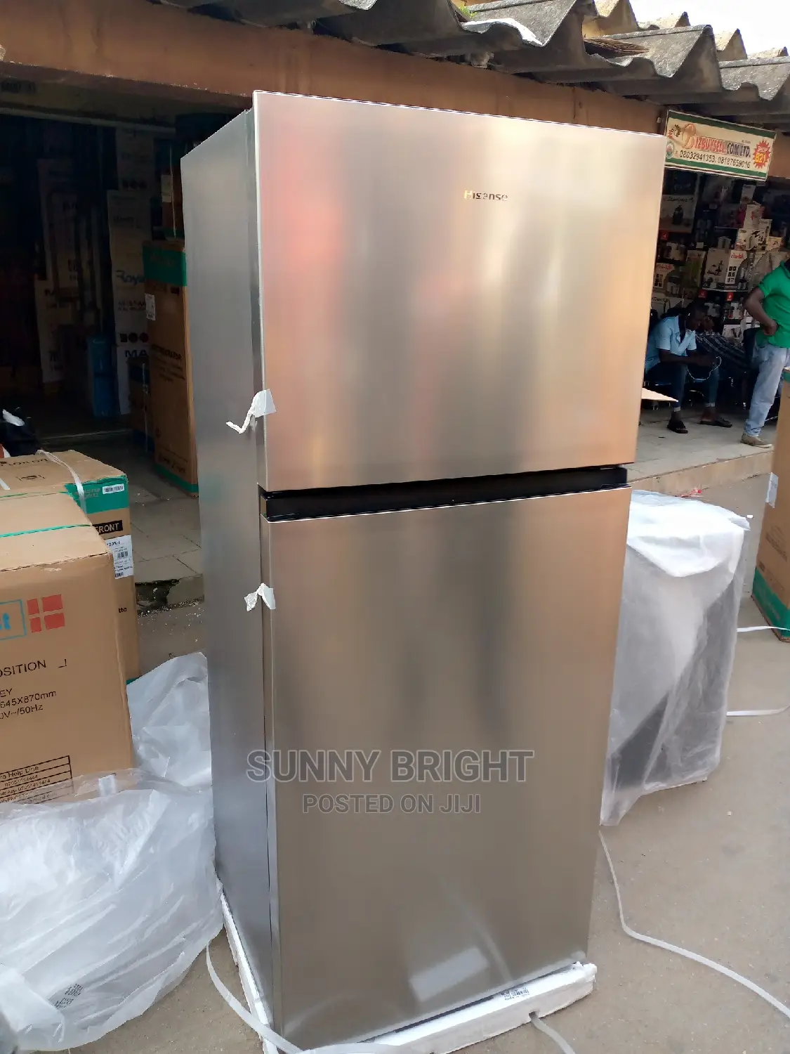 Hisense Fridge 375 Liters