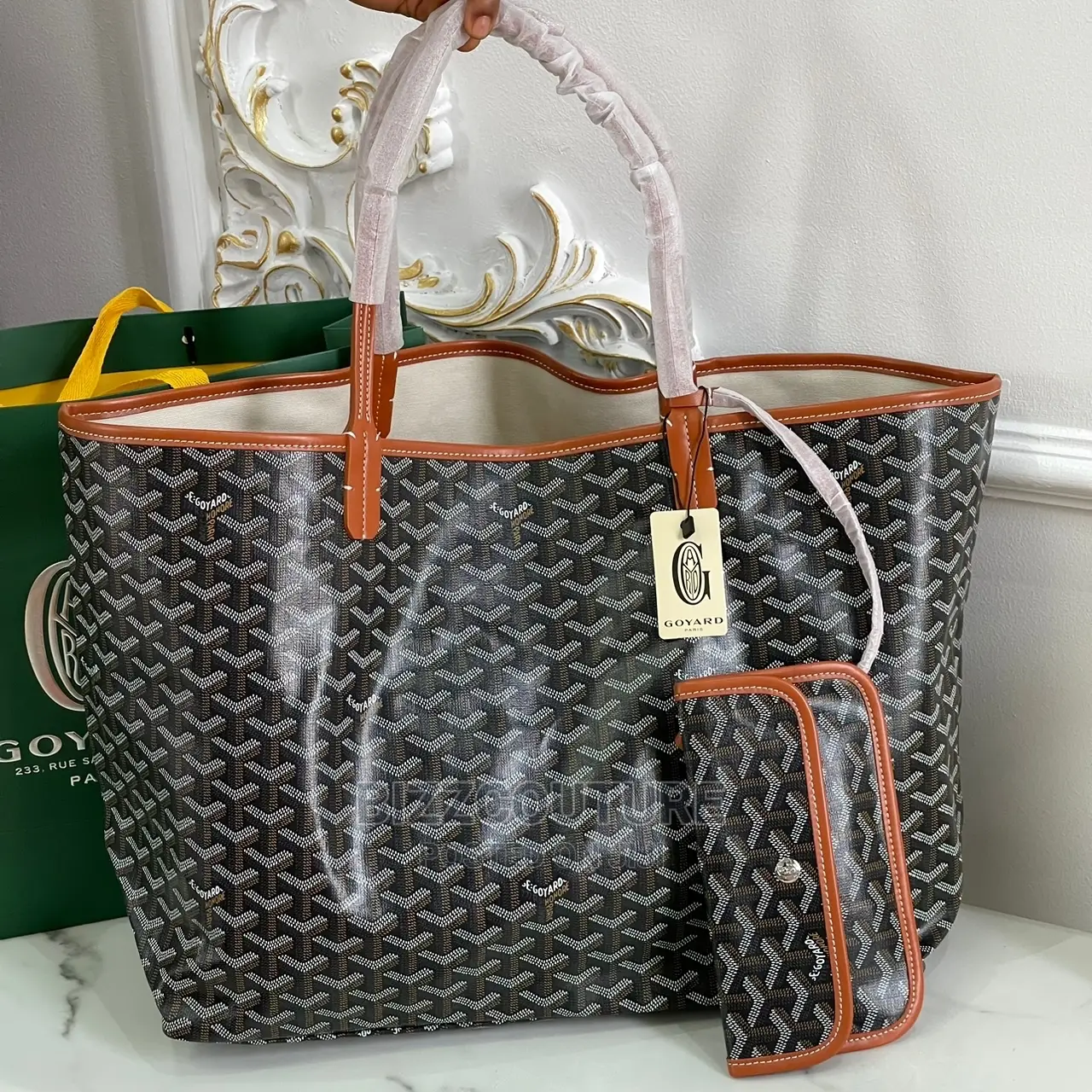Original GOYARD Shoulder Bags Available in Store