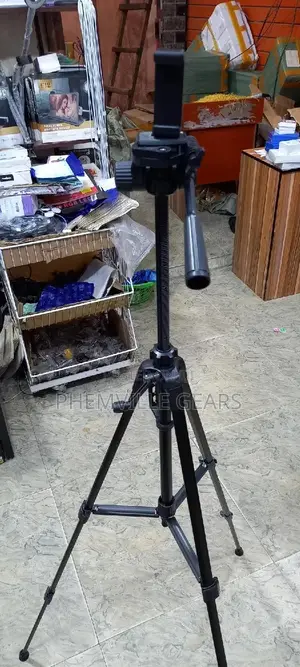 Tripod Stand for Phones and Camera