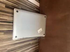Laptop Apple MacBook Pro 2019 16GB Intel Core I7 SSD 512GB