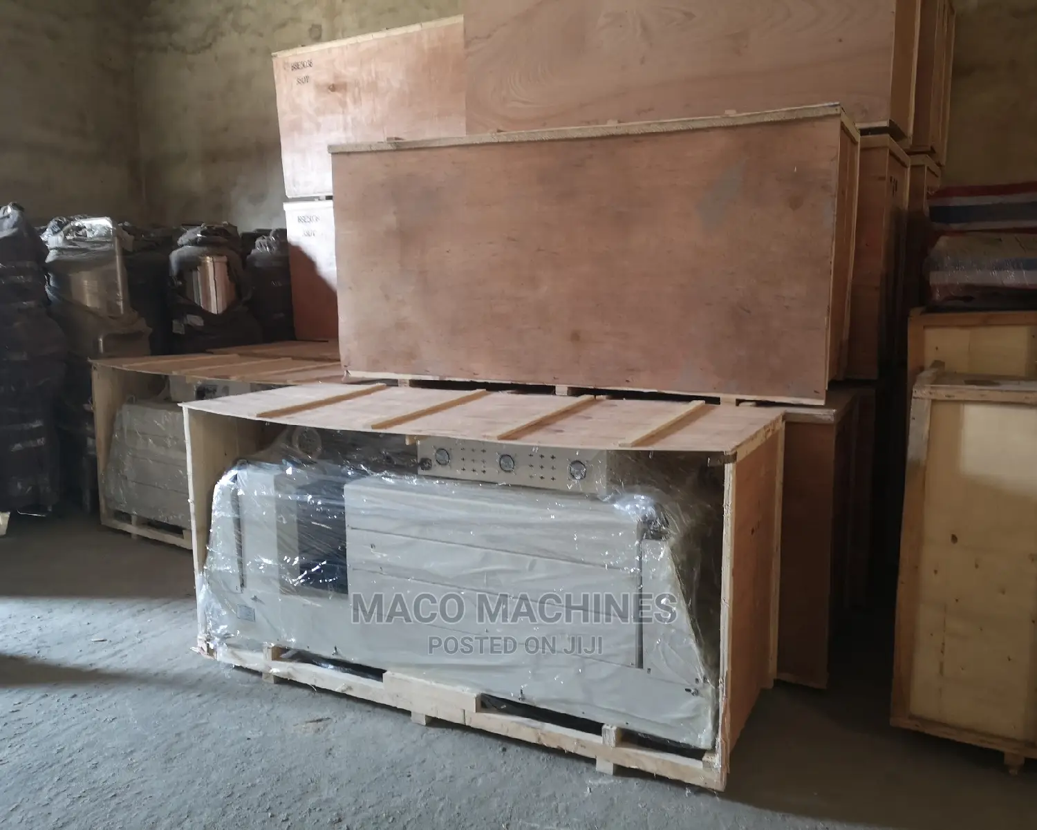 Automatic Bottle Water Table Water Packaging Setup Factory.
