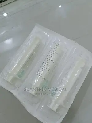 Portable Syringe 20ml Luer Lock Tip Box