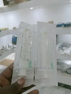 Plastic Luer Slip-Tip 20ml Disposable Syringe