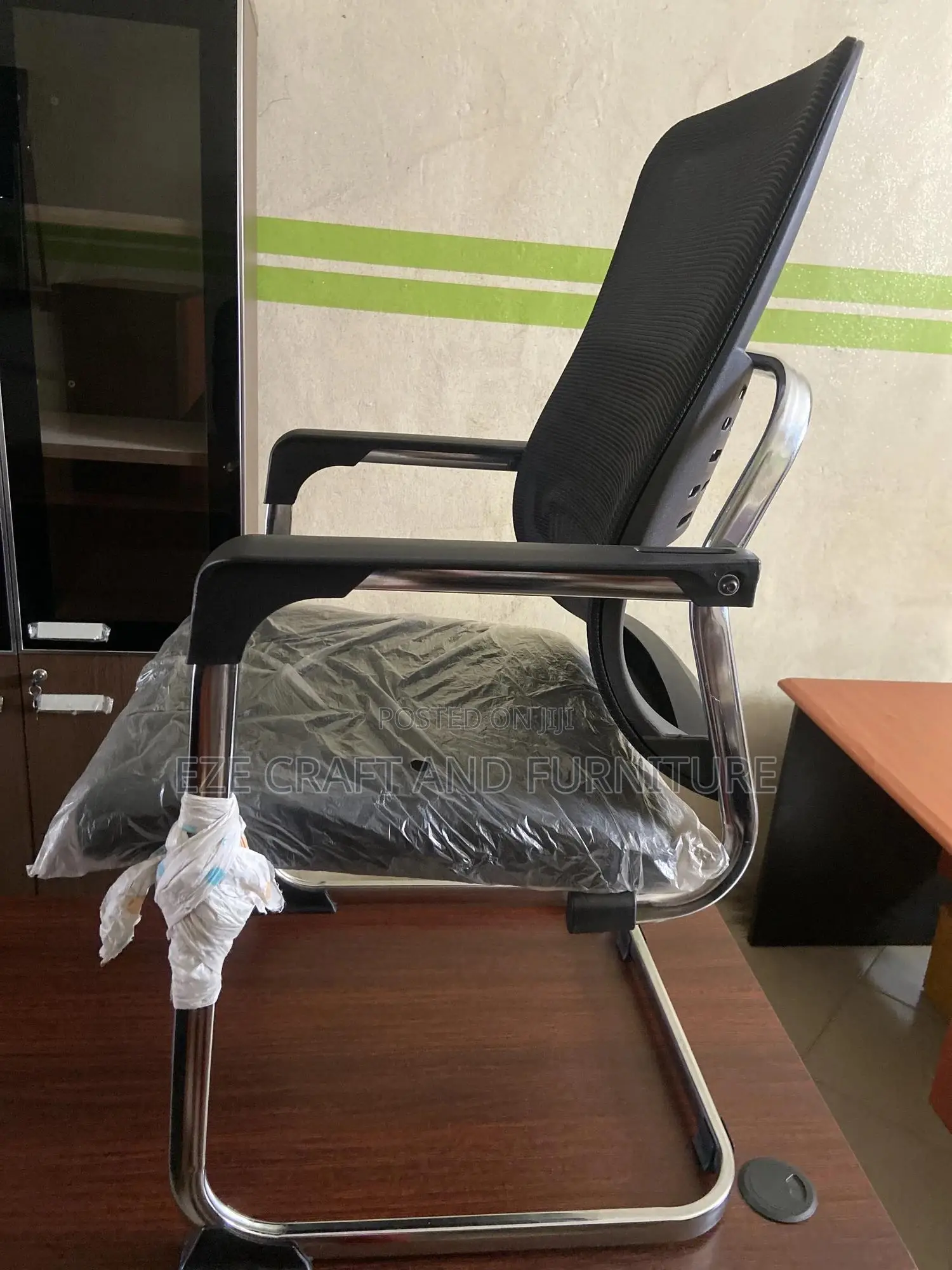 Executive Visitors Chair