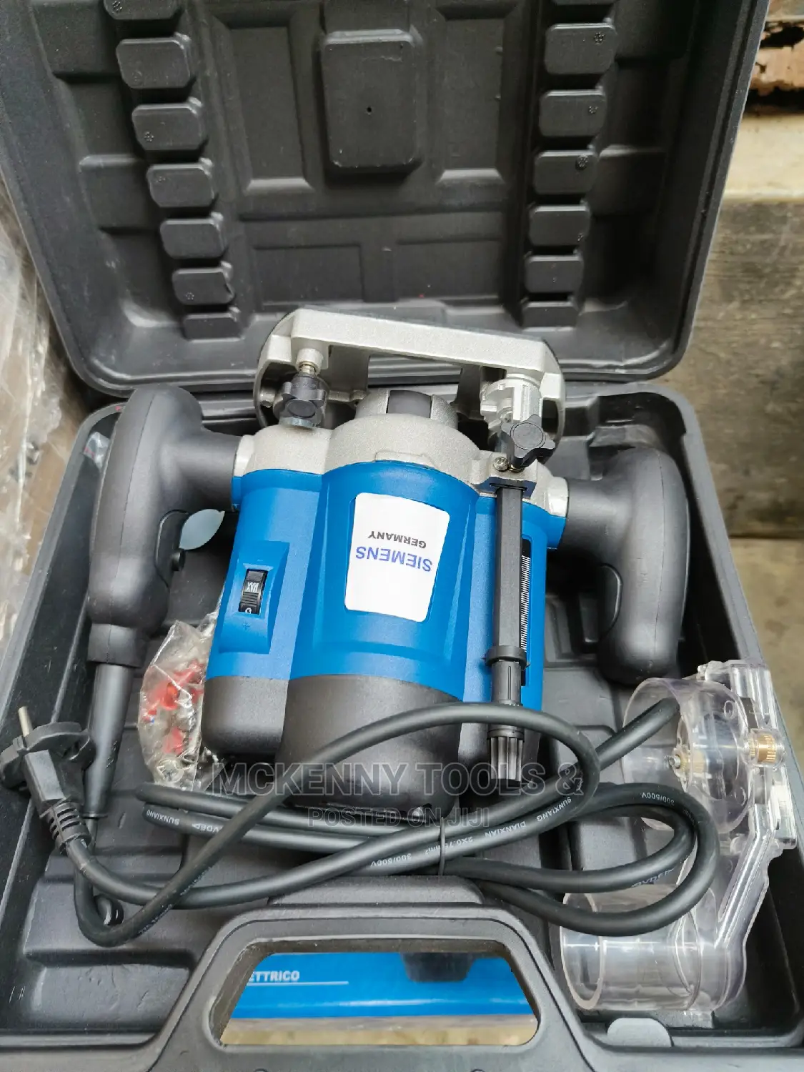 Plunge Cutting Router, 1200 W
