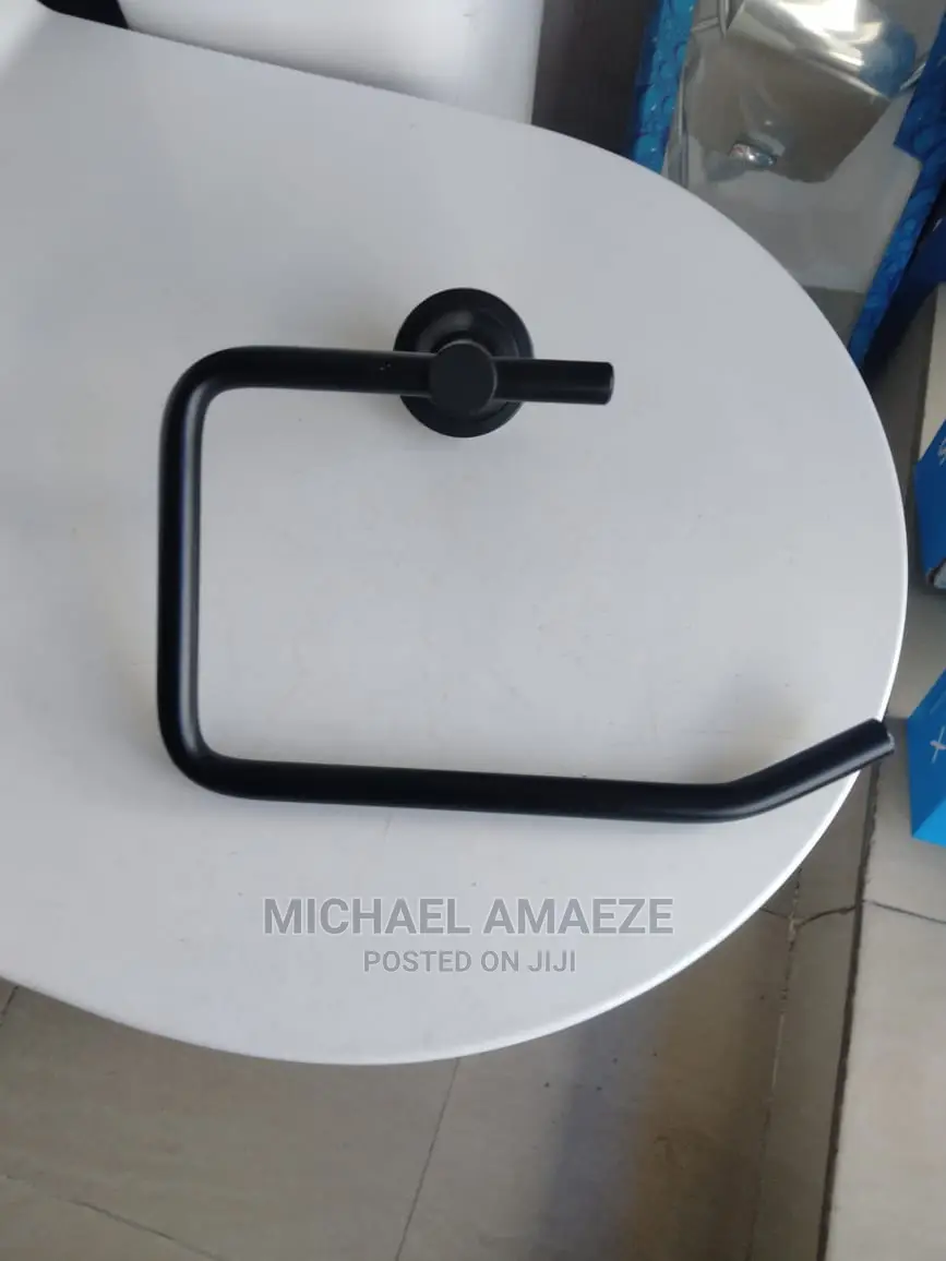 Black L Tissue Holder