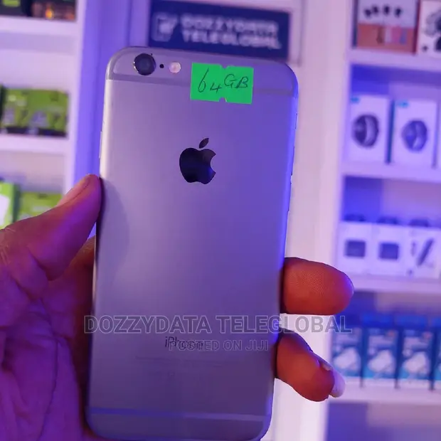 iPhone 6 腫れぼったい