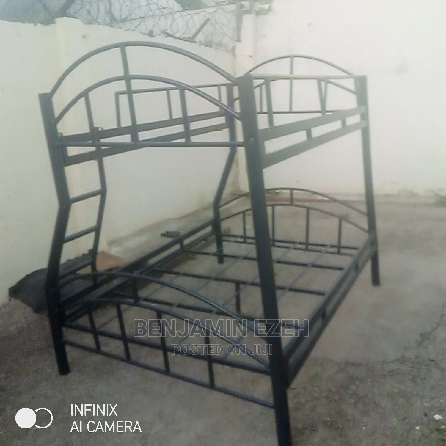 Metal Bed's
