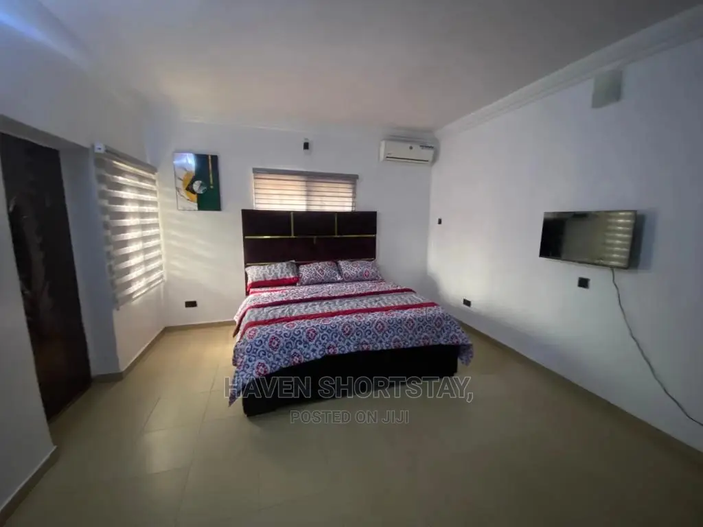 3-Bedroom Luxury Flat for Shortlet Inside Magodo Shangisha