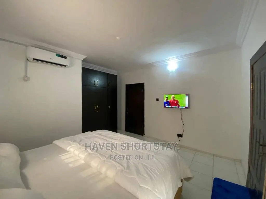 3-Bedroom Luxury Flat for Shortlet Inside Magodo Shangisha