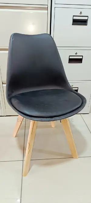 Restaurant Wooden Leg Chair