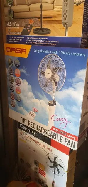 18” Rechargeable Solar Fan
