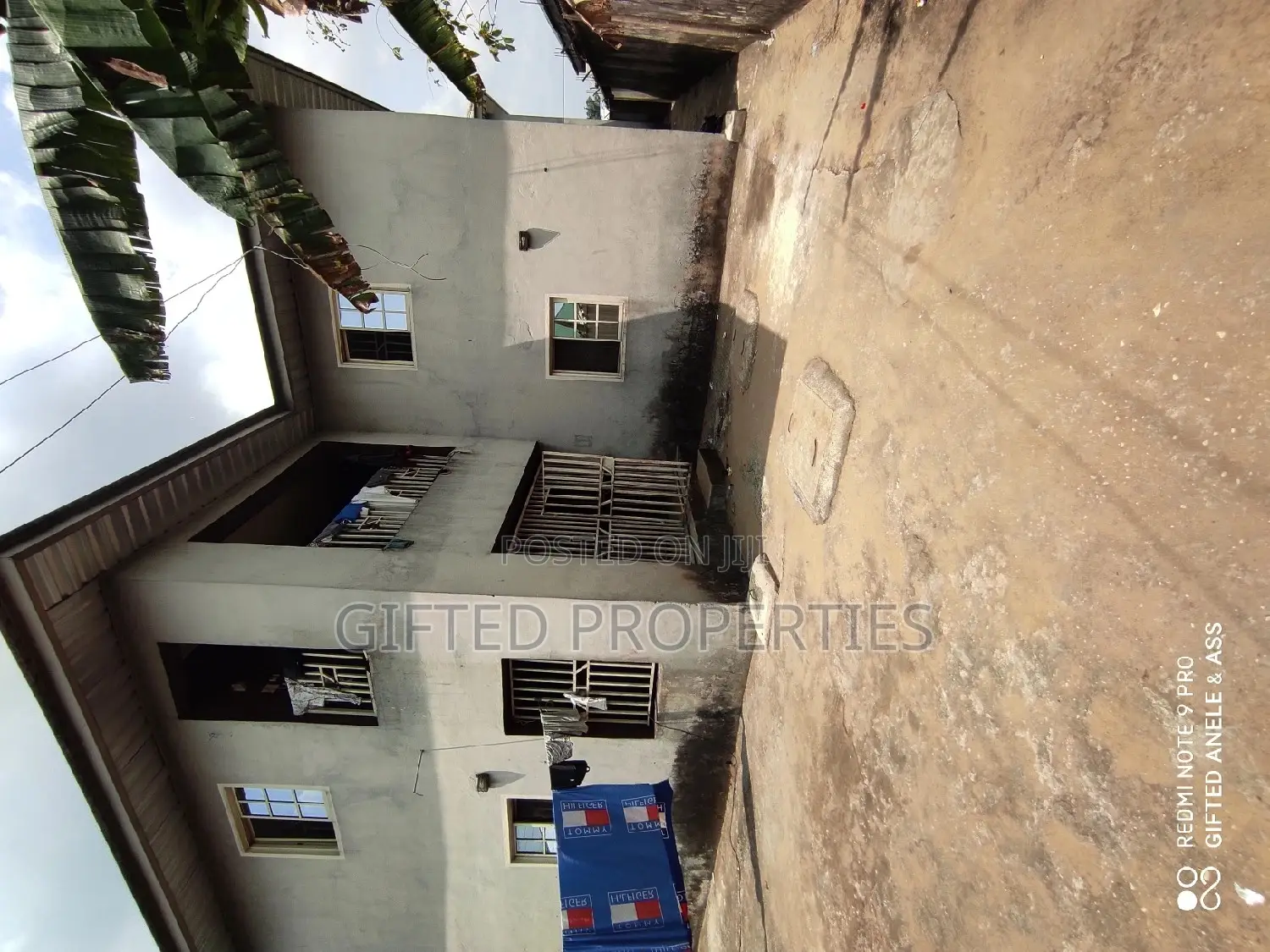 Spacious 20units of Self-Contained Hostel