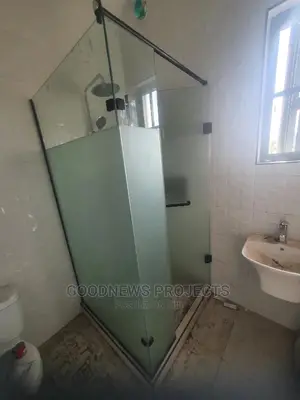 Frameless Bathroom Tempered Cubicle Glass
