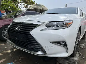 Lexus ES 350 FWD 2016 White