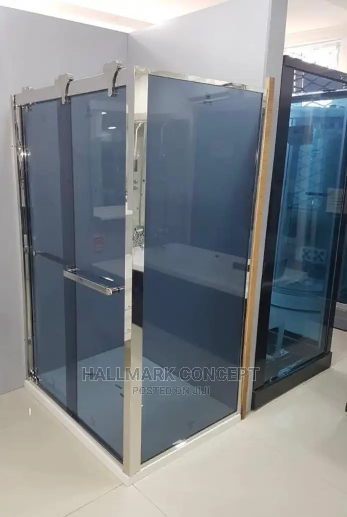 10mm Tempared Shower Cubicle