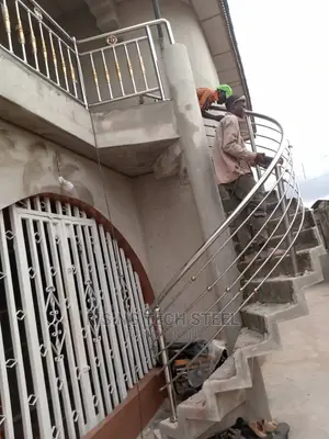 Stainless Handrail Spiral Staircase Design Quality 304pipes