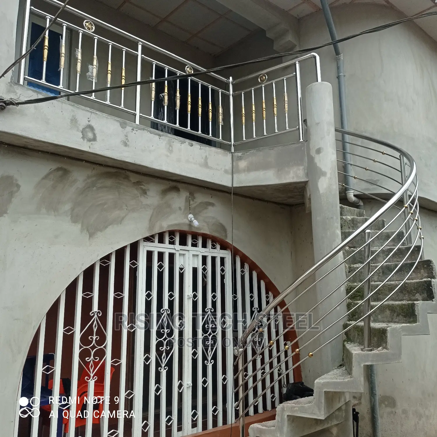 Stainless Handrail Spiral Staircase Design Quality 304pipes
