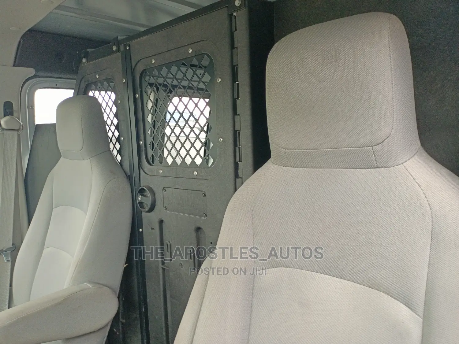 Ford E250 2012 Grey