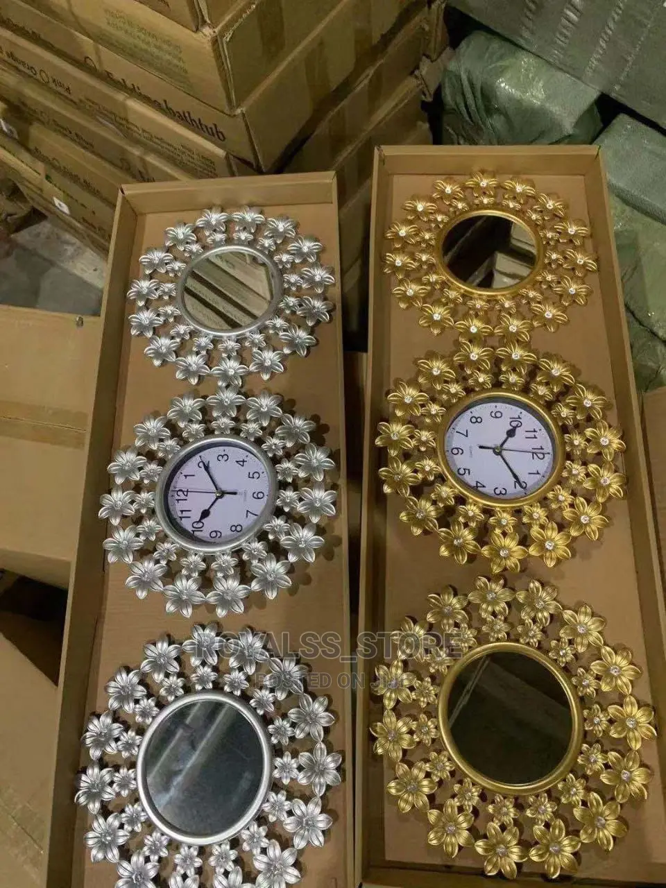 Modern Decorative Mirror With Clock
3 Set