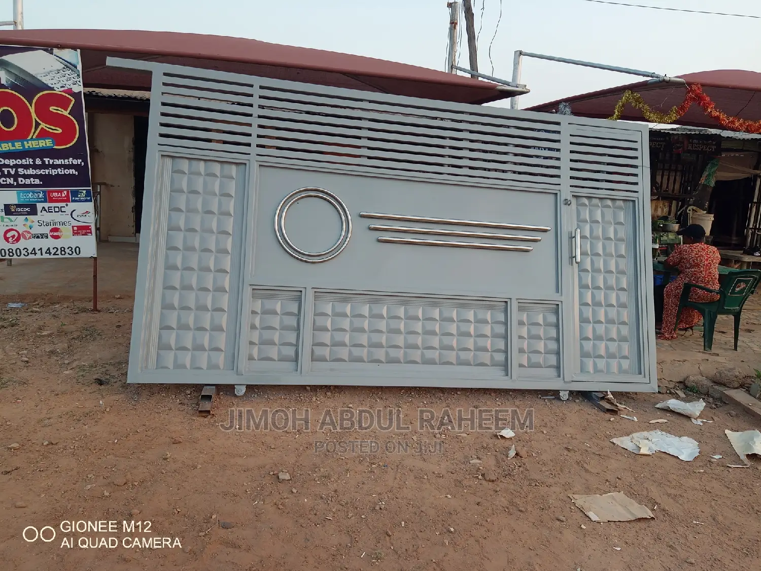 Circle Croam Design Sliding Gate