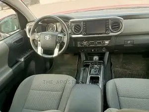 Toyota Tacoma 2020 Red
