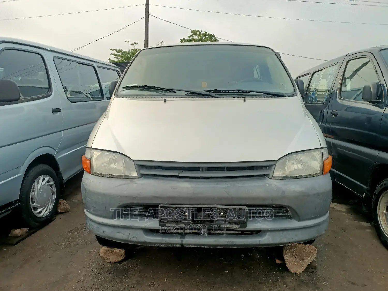 Toyota HiAce 2003 Silver