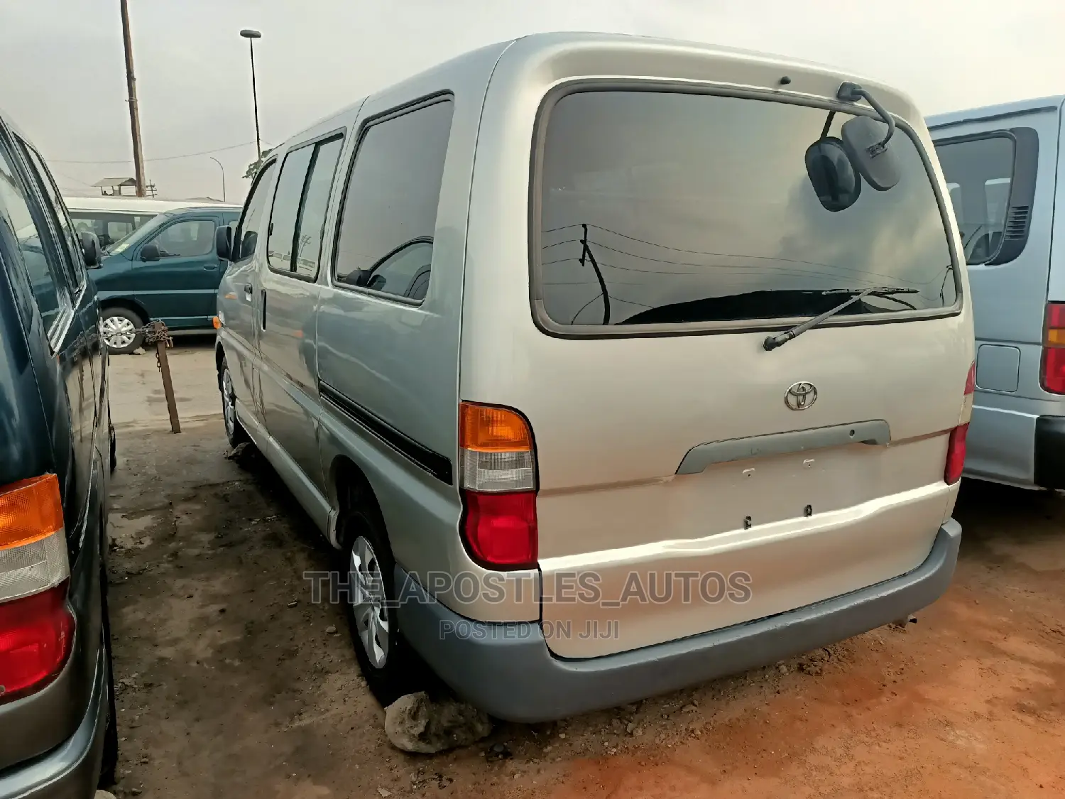 Toyota HiAce 2003 Silver