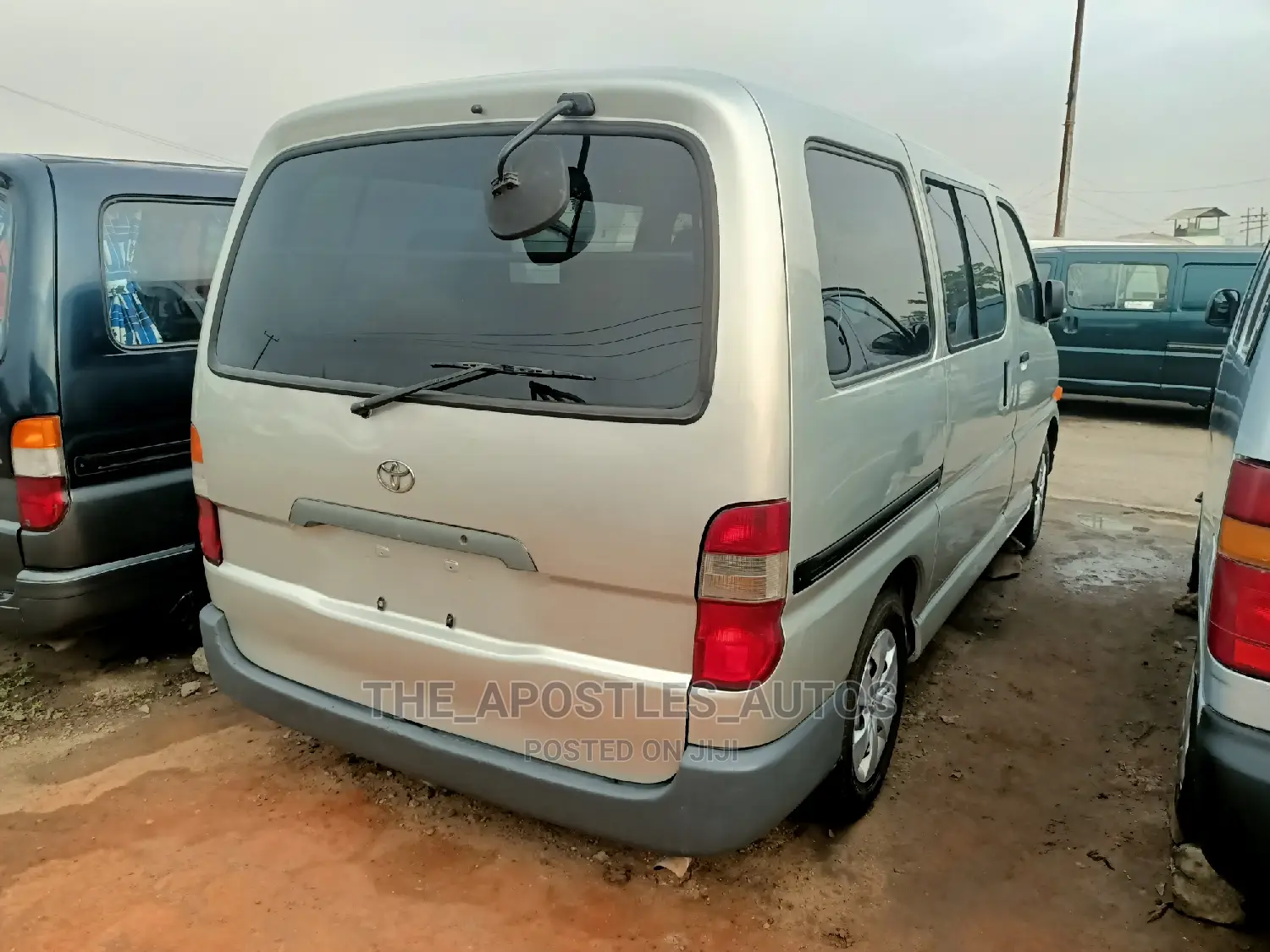 Toyota HiAce 2003 Silver