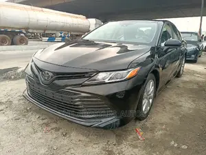 Toyota Camry LE (2.5L 4cyl 8A) 2019 Black