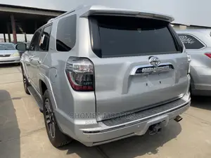 Toyota 4-Runner 2015 Silver