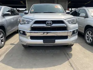 Toyota 4-Runner 2015 Silver