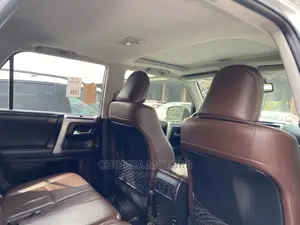 Toyota 4-Runner 2015 Silver