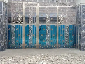 Stainless Gate With Designs