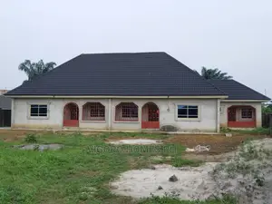 3bdrm Bungalow in Port-Harcourt for sale