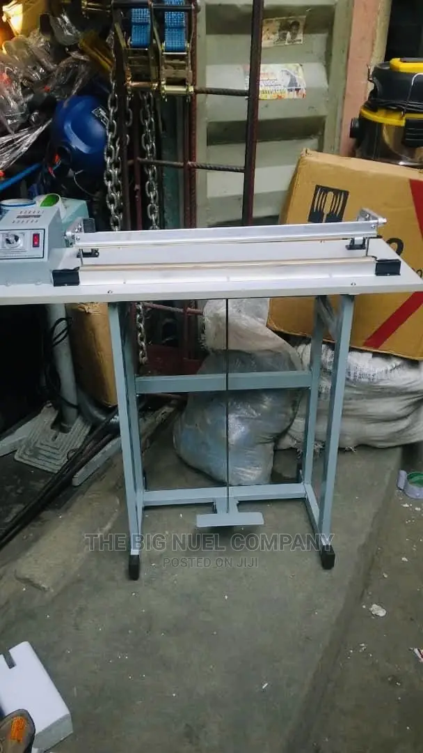 Sealing Machine