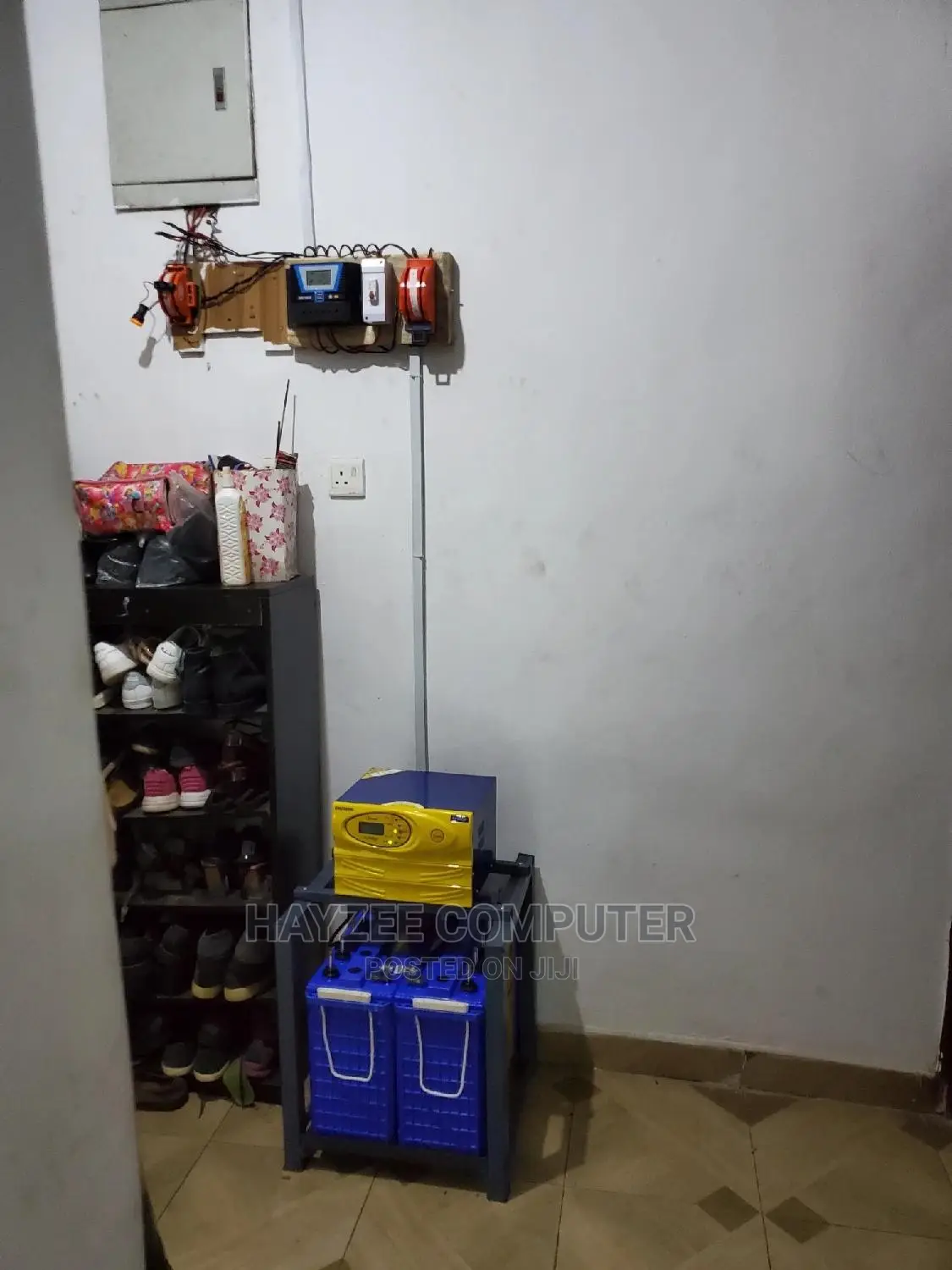 2kva Inverter + 1200W Solar System
