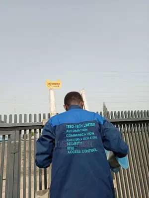 Electric Fence Installation by Teso Tech